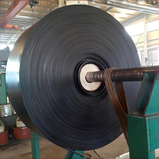 DIN22131 St4000 Stone Shocked Tear Resistant Steel Cord Conveyor Belt