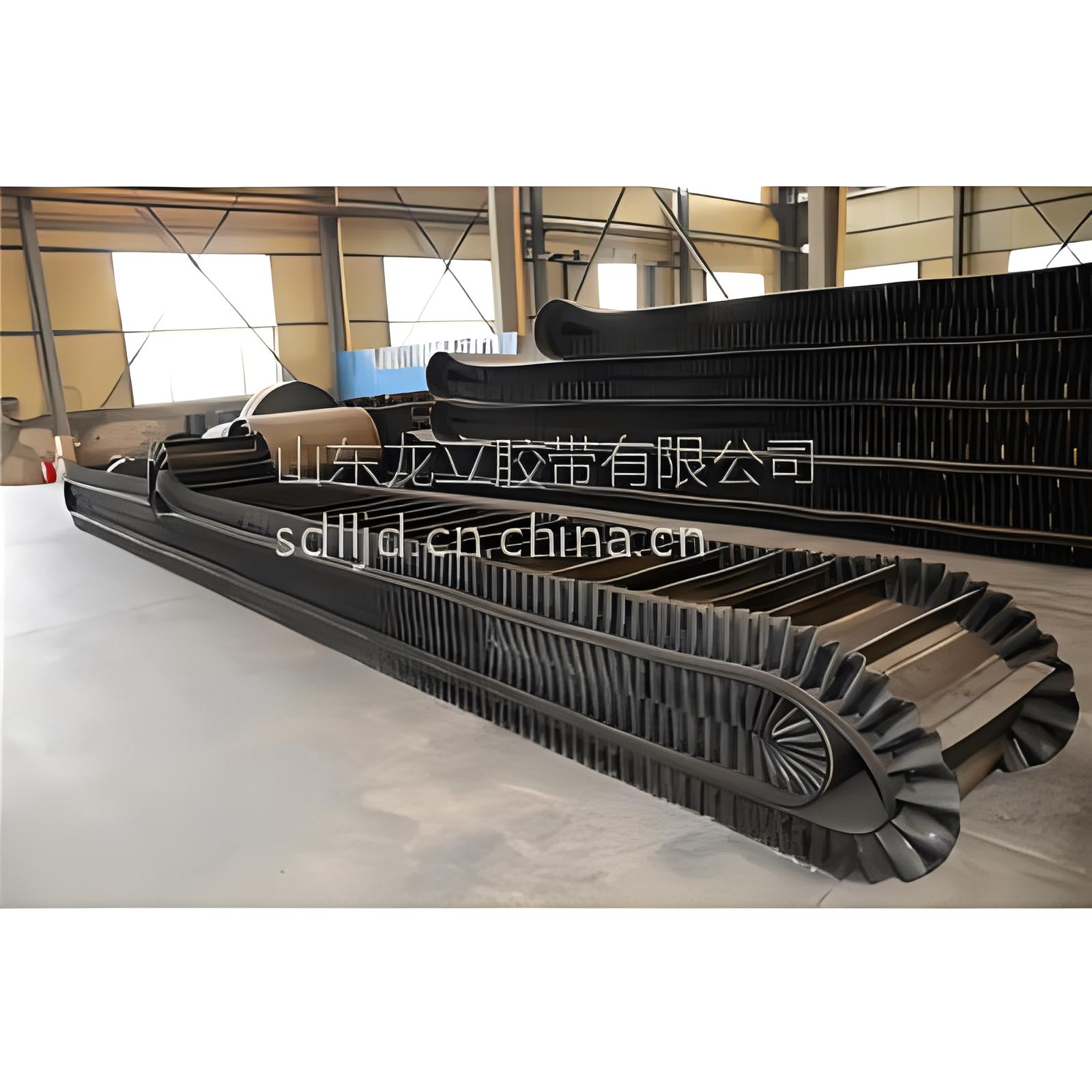 Heat/Tear/Wear/Fire Resistant Ep Fabric Sidewall Chevron Rubber Conveyor Belt